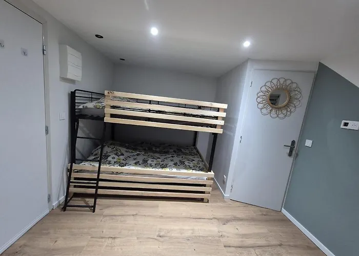 Sublime En Face De La Moselle *